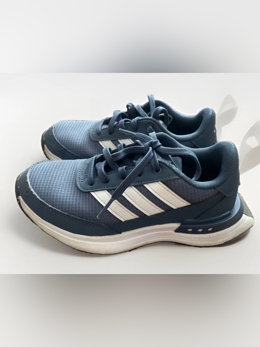 Adidas Youth Golf Shoes US 2, Used